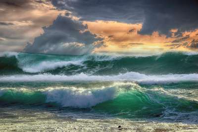 Если океанические ветры сильнее, а волны выше, штормы могут будут сильнее и разрушительнее