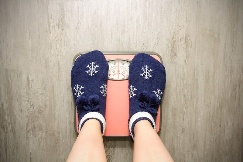 Большинство причин увеличения веса зимой связаны с гормонами.