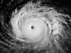 До конца сезона в Атлантике зародятся еще 8 потенциальных штормов и ураганов. Фото: Newsru.com