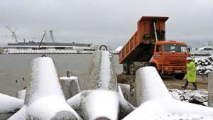 Дамбы хранилища токсичных отходов Тырныаузского ГОК могут прорваться. Фото: РИА Новости