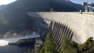 Водохранилище Саяно-Шушенской ГЭС благотворно влияет на качество воды. Фото: РИА Новости