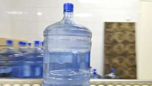 Вода из пластиковых бутылок может быть опасна для здоровья. Фото: РИА Новости