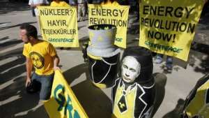 Активисты &quot;Гринпис&quot; протестуют против строительства АЭС в Турции. Фото: РИА Новости