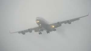 Более 3 тыс пассажиров не могут вылететь из китайского Синьцзяна из-за тумана. Фото: РИА Новости
