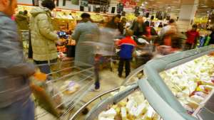 80% продуктов на прилавках магазинов могут быть опасны - эксперты. Фото: РИА Новости
