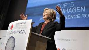 Госсекретарь США Хилари Клинтон во время выступления на саммите ООН по климату. Фото: РИА Новости
