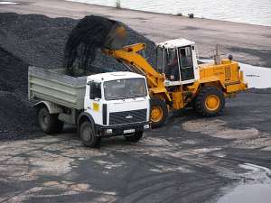 Погрузка угля. Фото: http://coalcompany.ru/