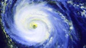 Тропический циклон. Фото: http://bren-new.ru