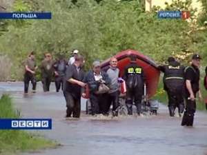 Жертвам наводнения на юго-западе Польши стали 12 человек, еще четыре тысячи эвакуированы. Фото: http://www.rutv.ru/