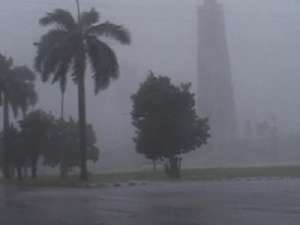 &quot;Паула&quot; обрушила сильные дожди на Гавану. Фото: Вести.Ru