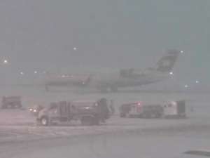 Сильный снегопад засыпал аэропорты Нью-Йорка, Филадельфии и Бостона. Фото: Вести.Ru