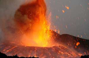 Извержение вулкана Этна. Фото: http://www.decadevolcano.net