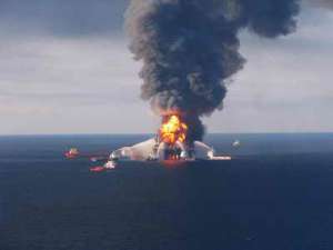 Техногенная авария и разлив нефти в Мексиканском заливе. Фото: http://skuky.net