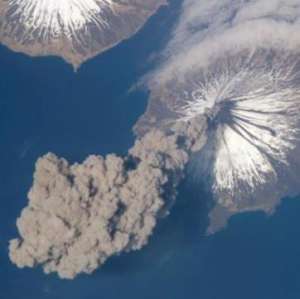 Опасность взрывного извержения. Фото: Вокруг Света