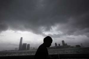 Жизнь в Гонконге практически парализована из-за мощного тайфуна Нисат. Фото: http://pravda-team.ru