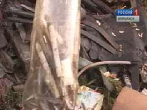 На окраине Мурманск обнаружена свалка ртутьсодержащих приборов. Фото: Вести.Ru