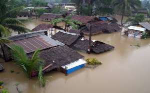 Тропический шторм на Филиппинах. Фото: http://gorod48.ru