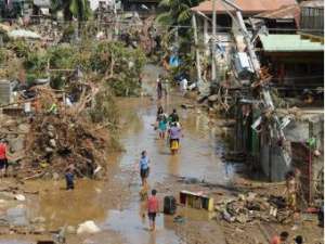 Последствия тропического шторма на Филиппинах. Фото: http://lenta.ru