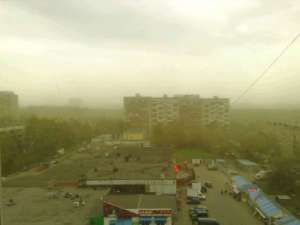 &quot;Зеленые&quot; облака над Москвой. Фото: http://www.vseneprostotak.ru