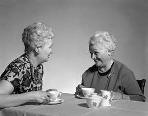 Чтобы жить долго и счастливо... надо пить кофе? (Фото ClassicStock/Corbis.)