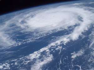 Тропический шторм над Атлантикой. Фото: http://www.biznes-portal.com