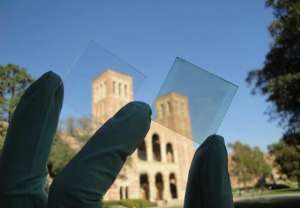 Прозрачные солнечные батареи. Фото: Университет Калифорнии (Лос-Анджелес)