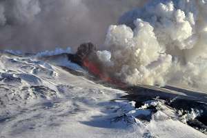 Извержение вулкана Плоский Толбачик на Камчатке. Фото: http://www.pravda.ru