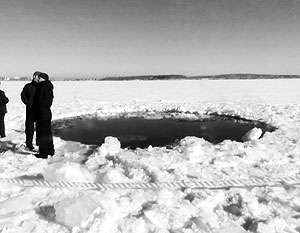 Водолазы не нашли следов метеорита в челябинском озере. Фото: ИТАР-ТАСС 
