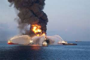 Разлив нефти в Мексиканском заливе. Фото: http://www.runyweb.com
