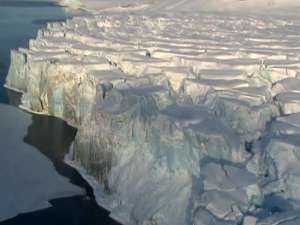 В защиту Арктики от нефтяных загрязнений выступили восемь стран. Фото: Вести.Ru