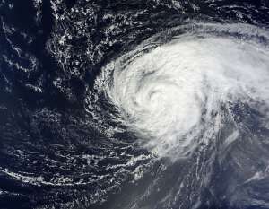 Ураган в Атлантике. Фото: http://www.vseneprostotak.ru