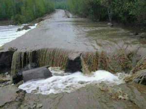 В Якутии дожди размыли дороги. Фото: http://www.1sn.ru/