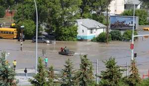 Ущерб от наводнения в канадском Калгари оценили до 5 миллиардов долларов. Фото EPA с сайта &quot;Голос России&quot;