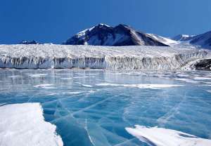 Антарктида. Фото: http://www.vesveter.ru