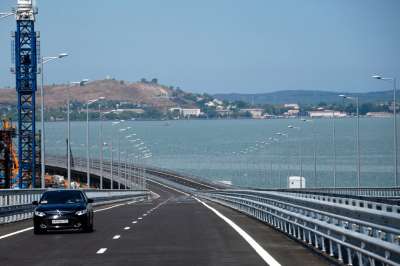 Качество воды вокруг Крымского моста не изменилось, несмотря на масштабное строительство. Фото: РИА Новости www.ria.ru