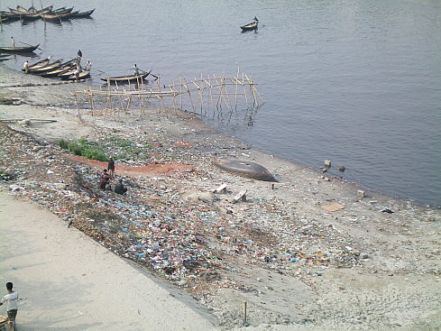 Экологи определили одну из самых грязных рек мира